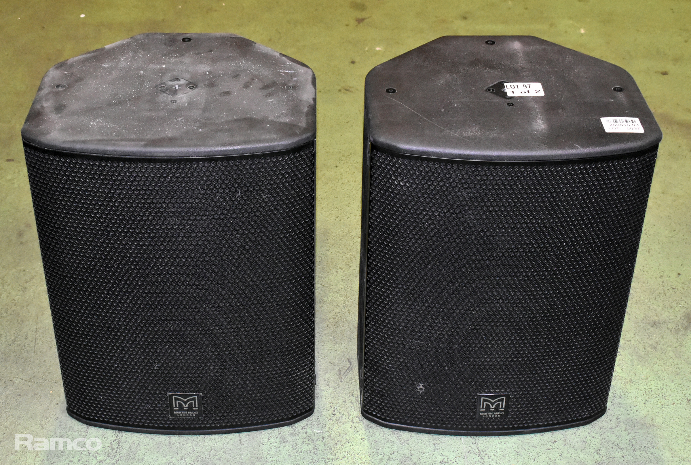 Pair of Martin Audio FlexPoint FP12 ultra compact point source loudspeakers - photo 1