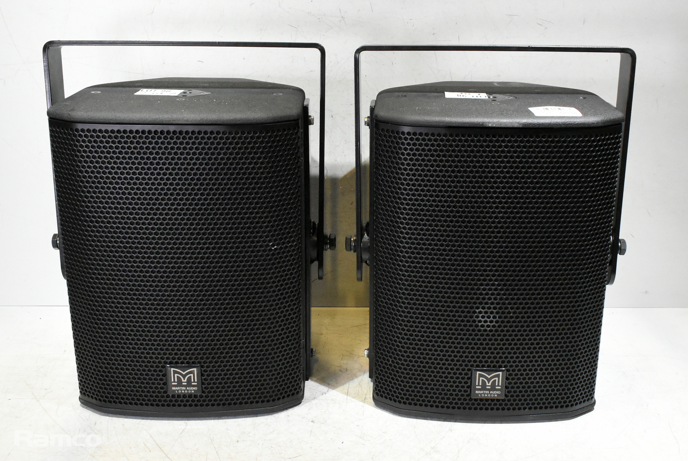 Pair of Martin Audio FlexPoint FP8 ultra compact point source loudspeakers - photo 1