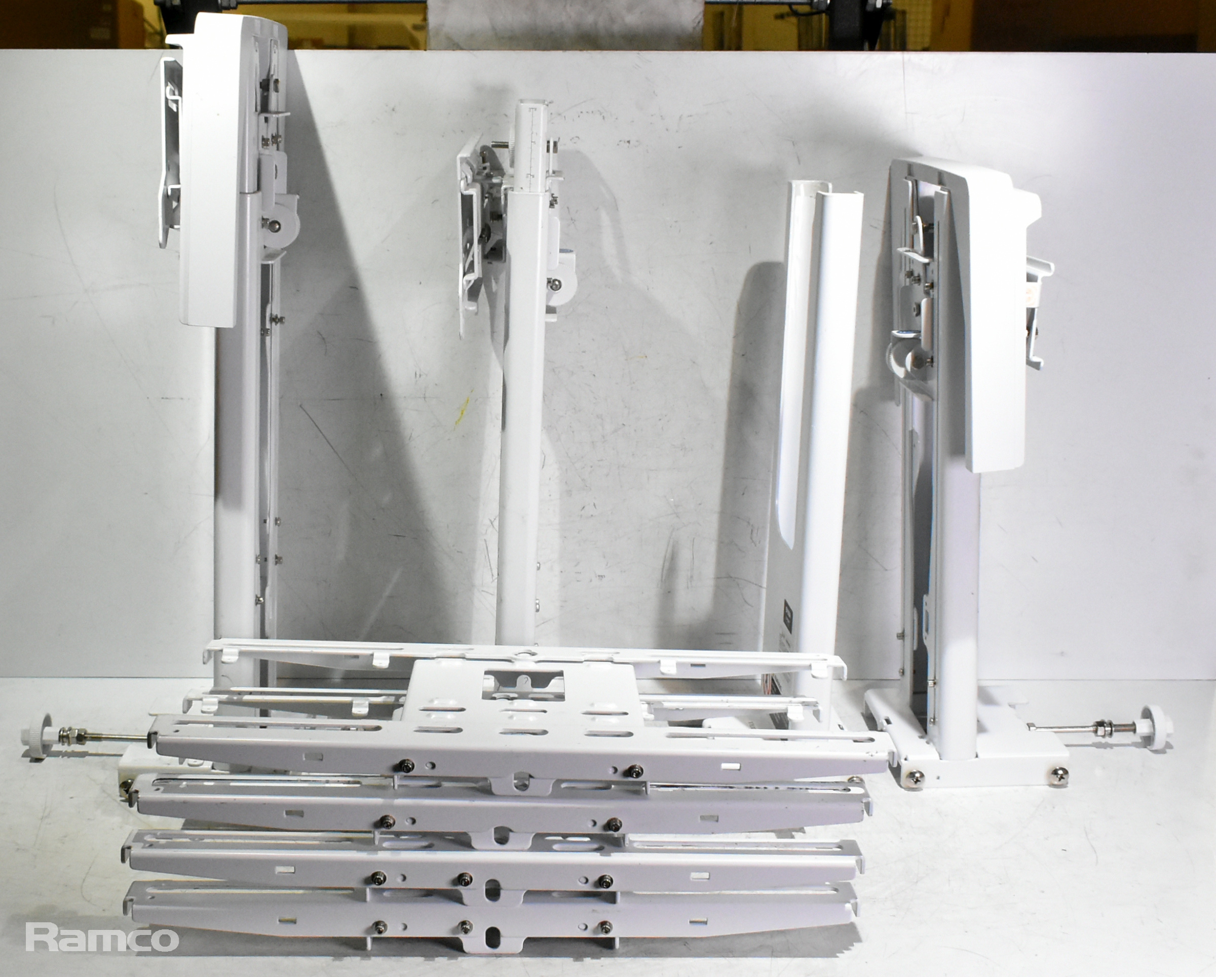 4x Epson ELPMB62 adjustable projector wall mounts - photo 1