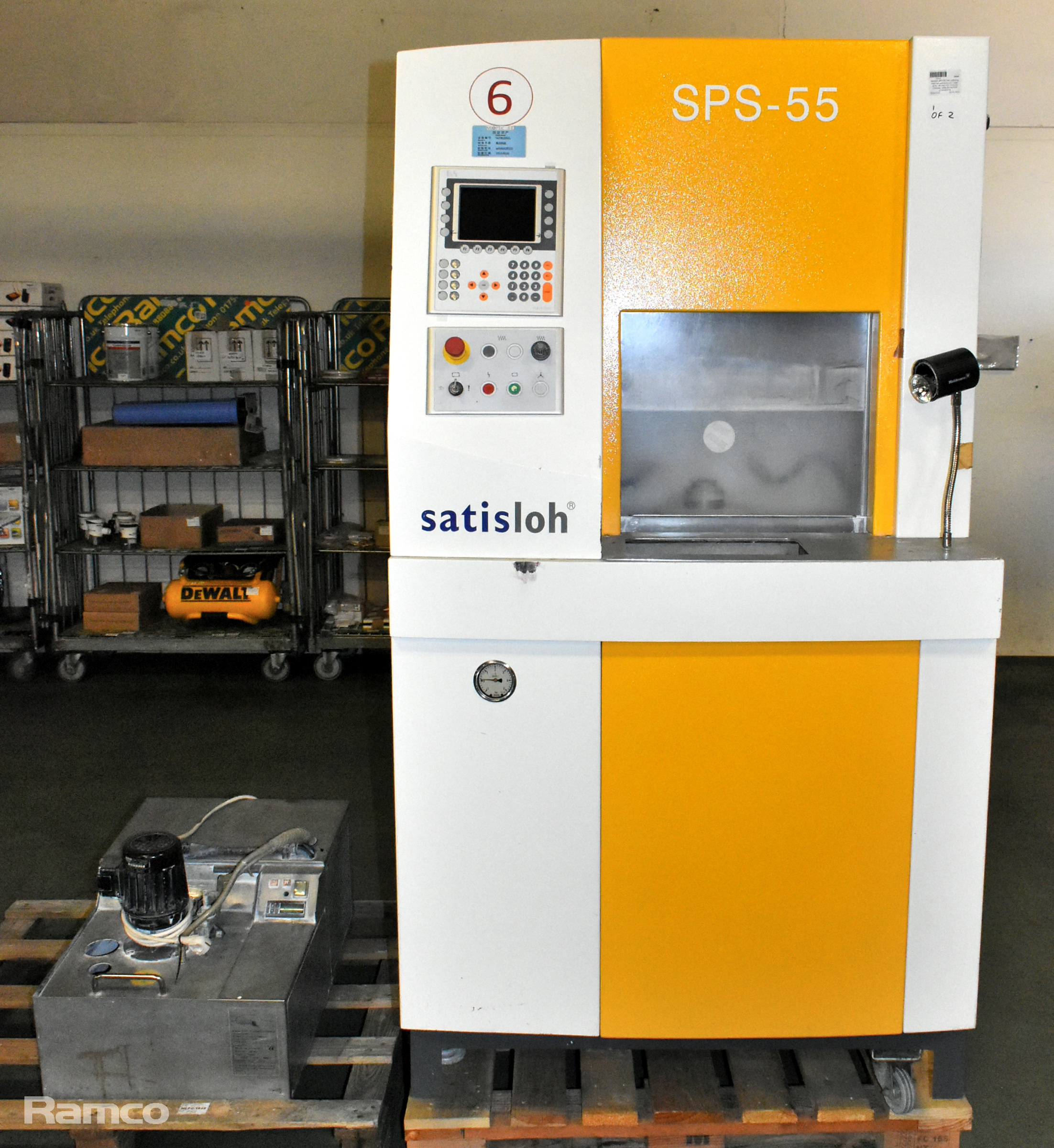 Satisloh SPS-55 CNC polishing machine with slurry unit - year: 2010 - W 1000 x D 1340 x H 1780mm - photo 1