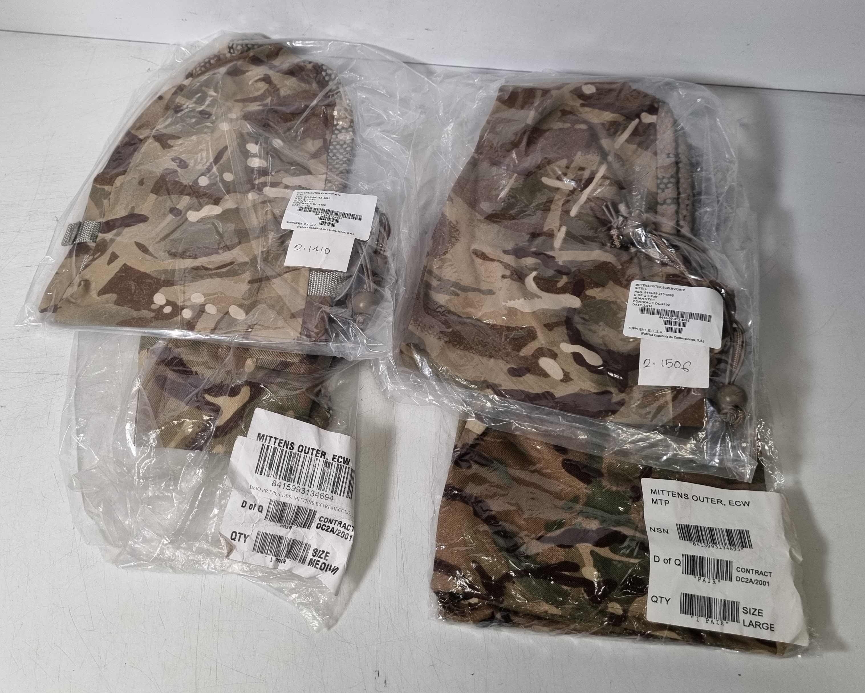 49x MTP ECW outer mittens - mixed sizes - photo 1