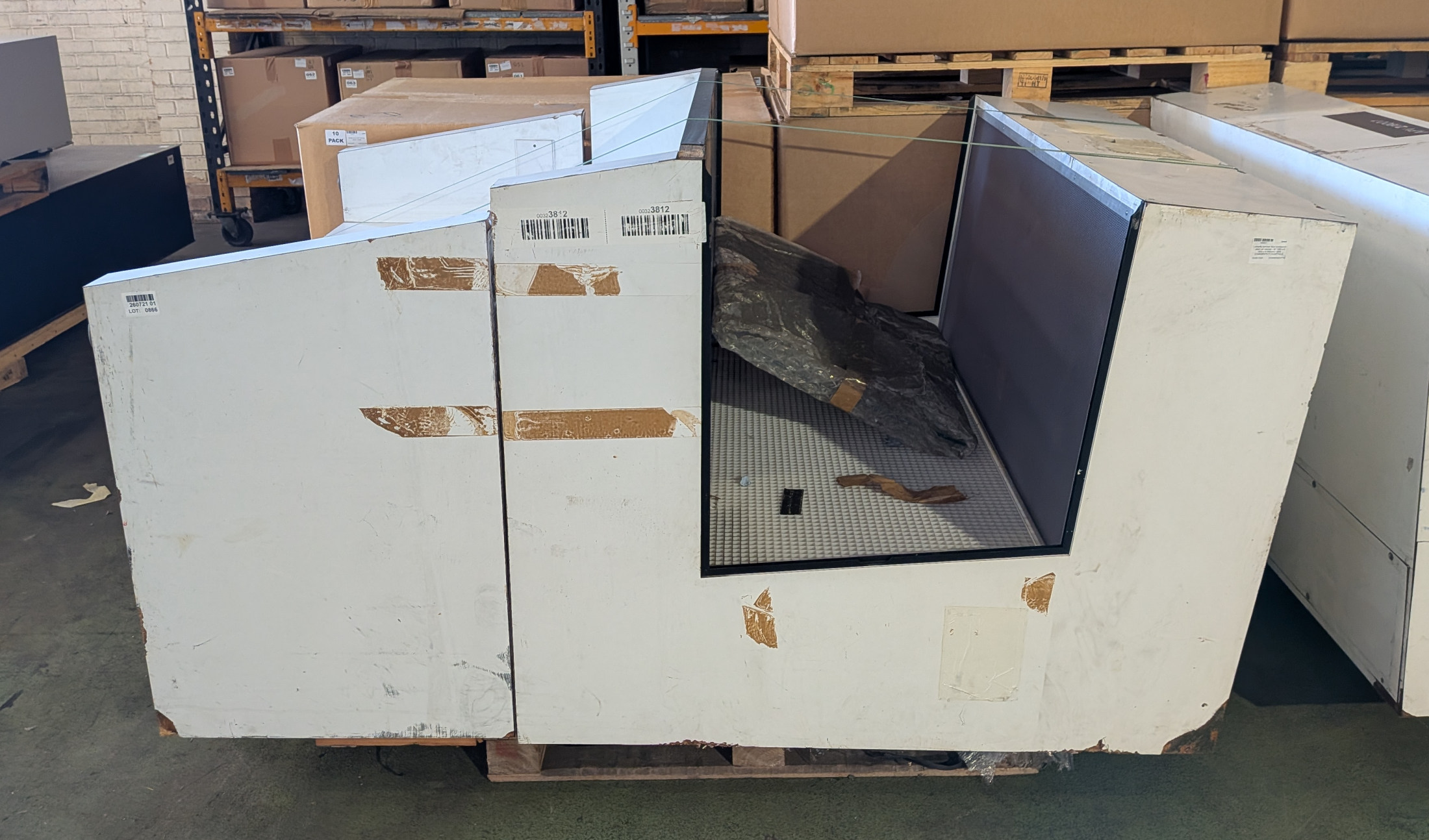 Lamar Flo laminar flow workbench / clean air cabinet - W 1260 x D 1850 x H 990mm - photo 1