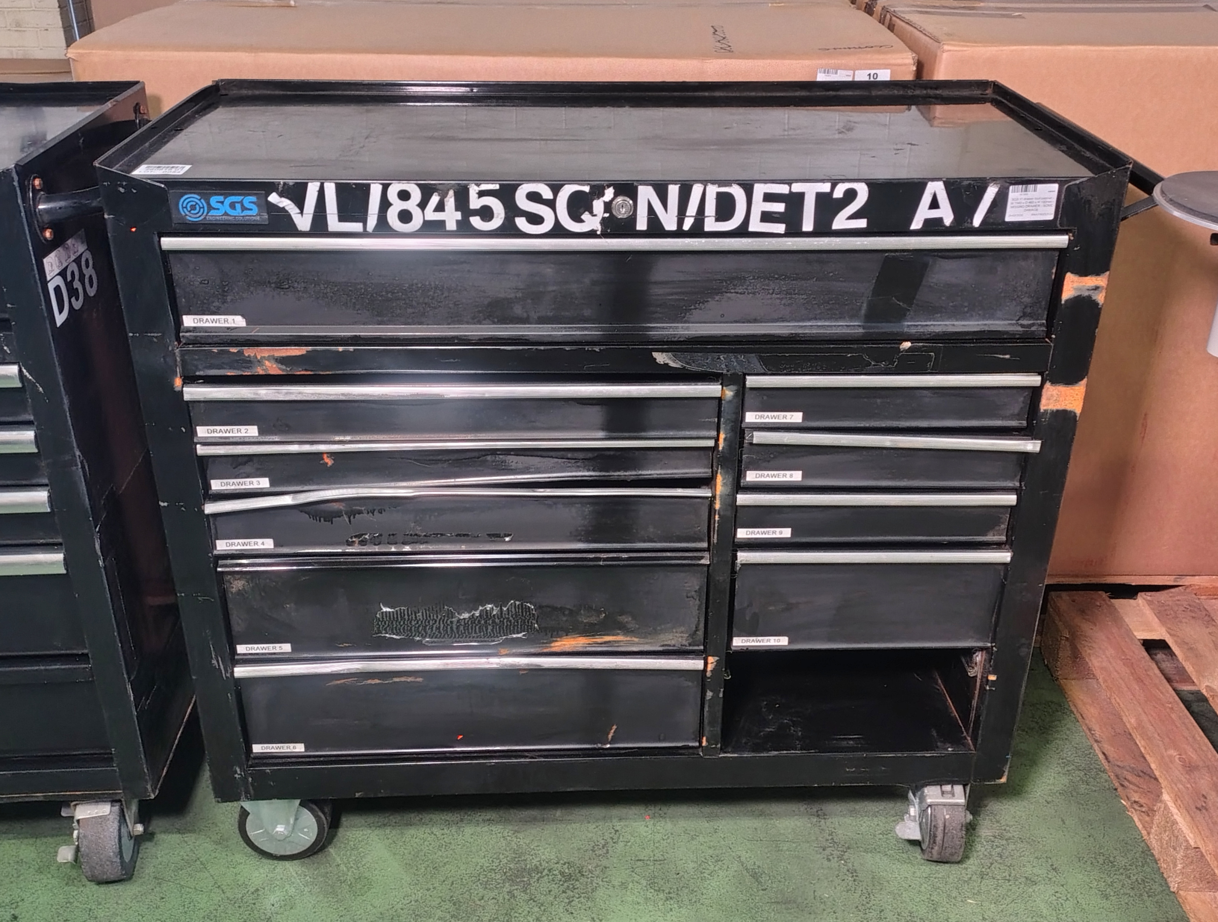 SGS 11 drawer tool cabinet - W 1140 x D 460 x H 1000mm - NO KEYS - MISSING DRAWER - SOME DAMAGE - photo 1