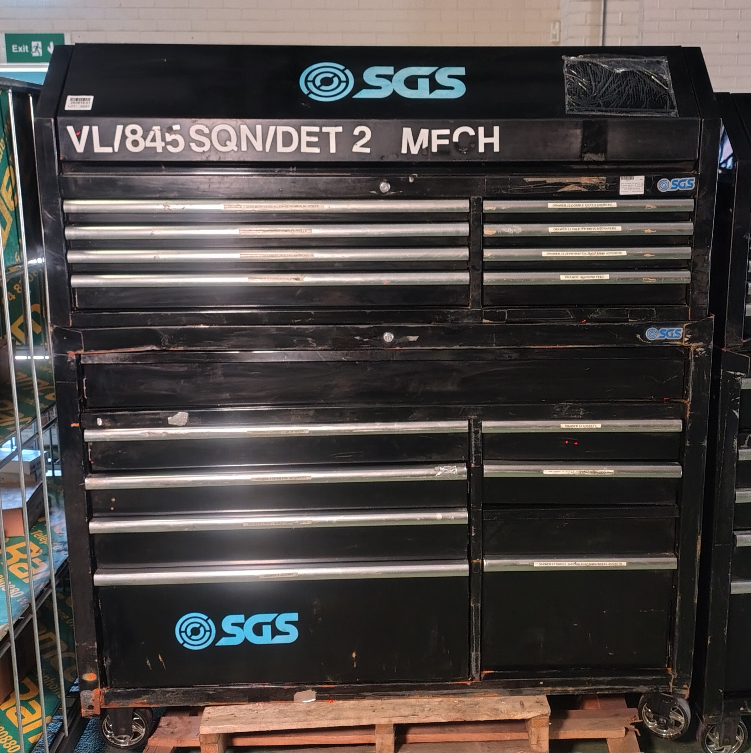 SGS 9 drawer tool cabinet with 8 drawer top box - W 1430 x D 460 x H 1640mm - NO KEYS - photo 1