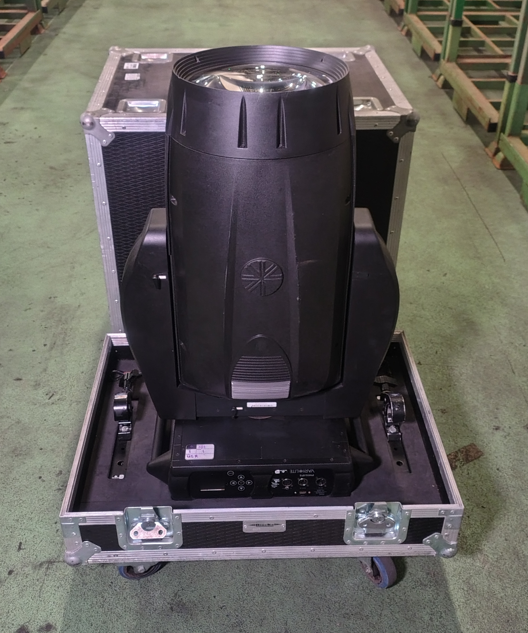 Philips Vari*Lite 4000 beam wash light, brackets and safety cable - see desc. for full details - photo 1