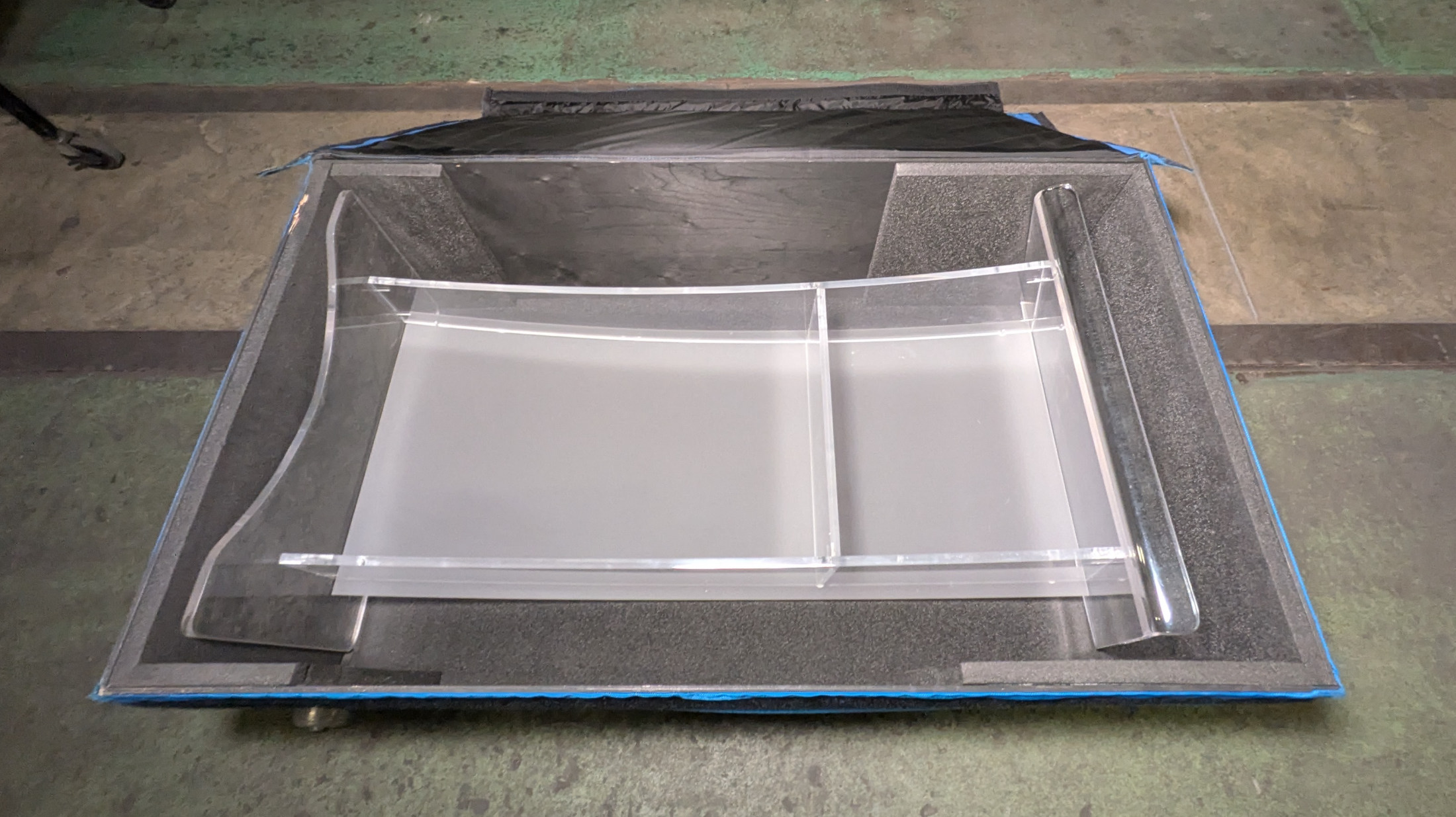 Clear acrylic lectern with blue canvas travel storage case - W 700 x D 1260 x H 460mm - photo 1