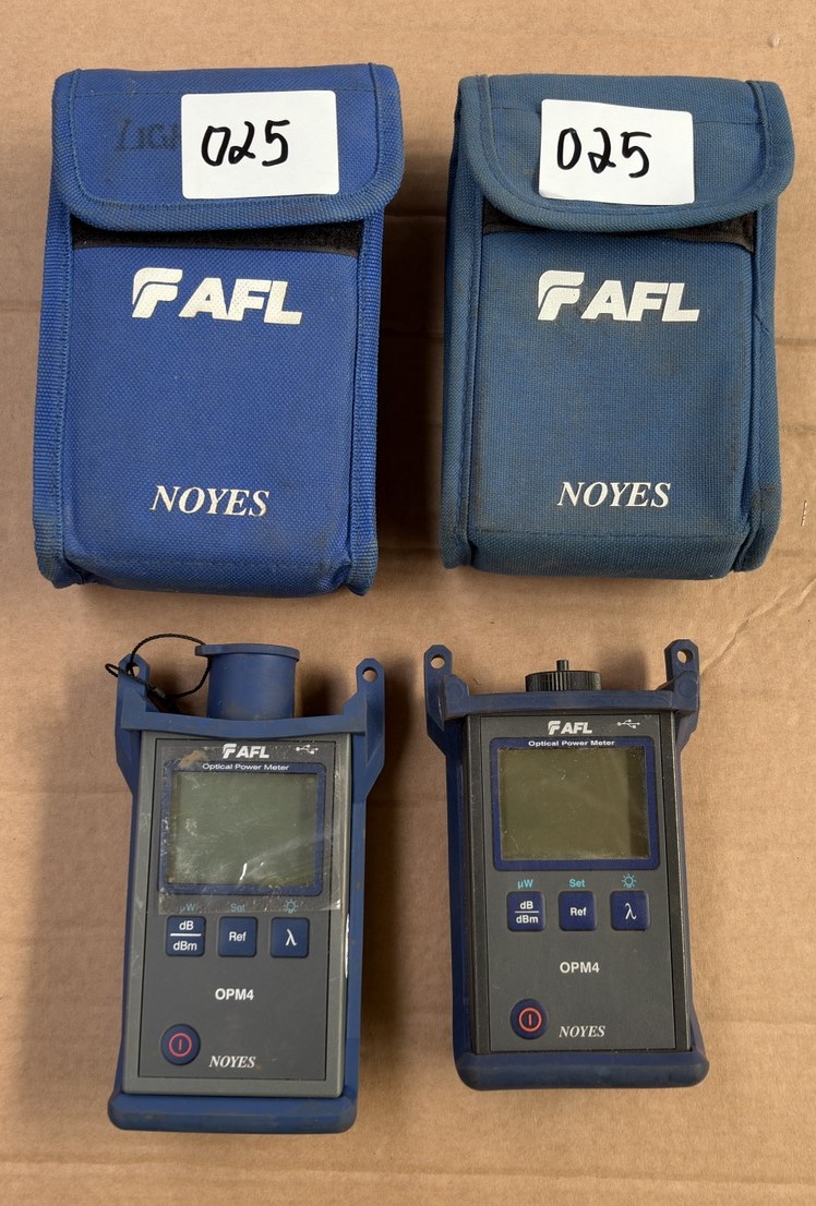 2x AFL optical power meter c/w case - photo 1