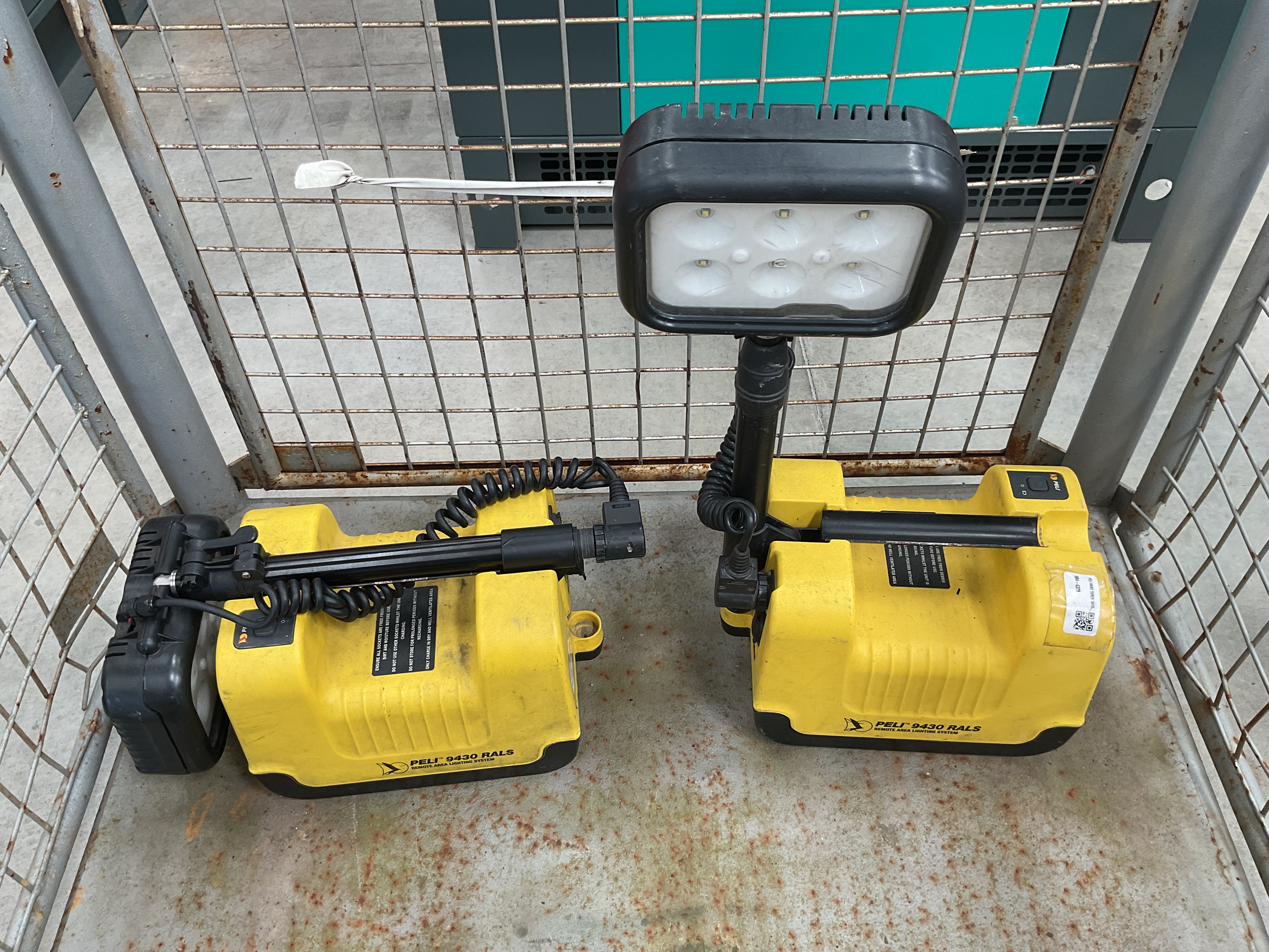 2 x Peli 9430 Rals Remote Area Lighting System, Direct from UK Fire & Rescue - photo 1