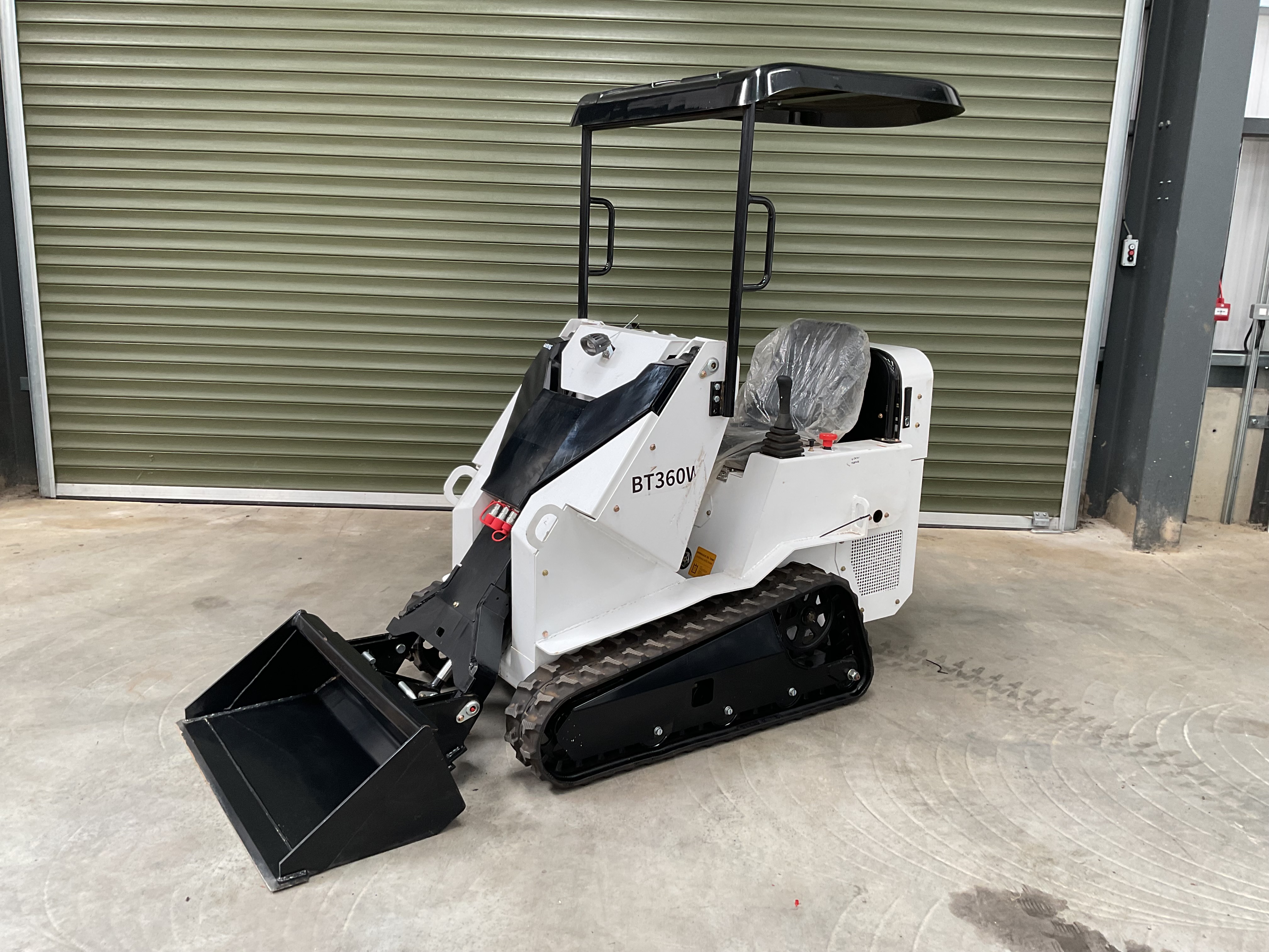 New Unused 2025 Machpro Skid Steer Loader - photo 1