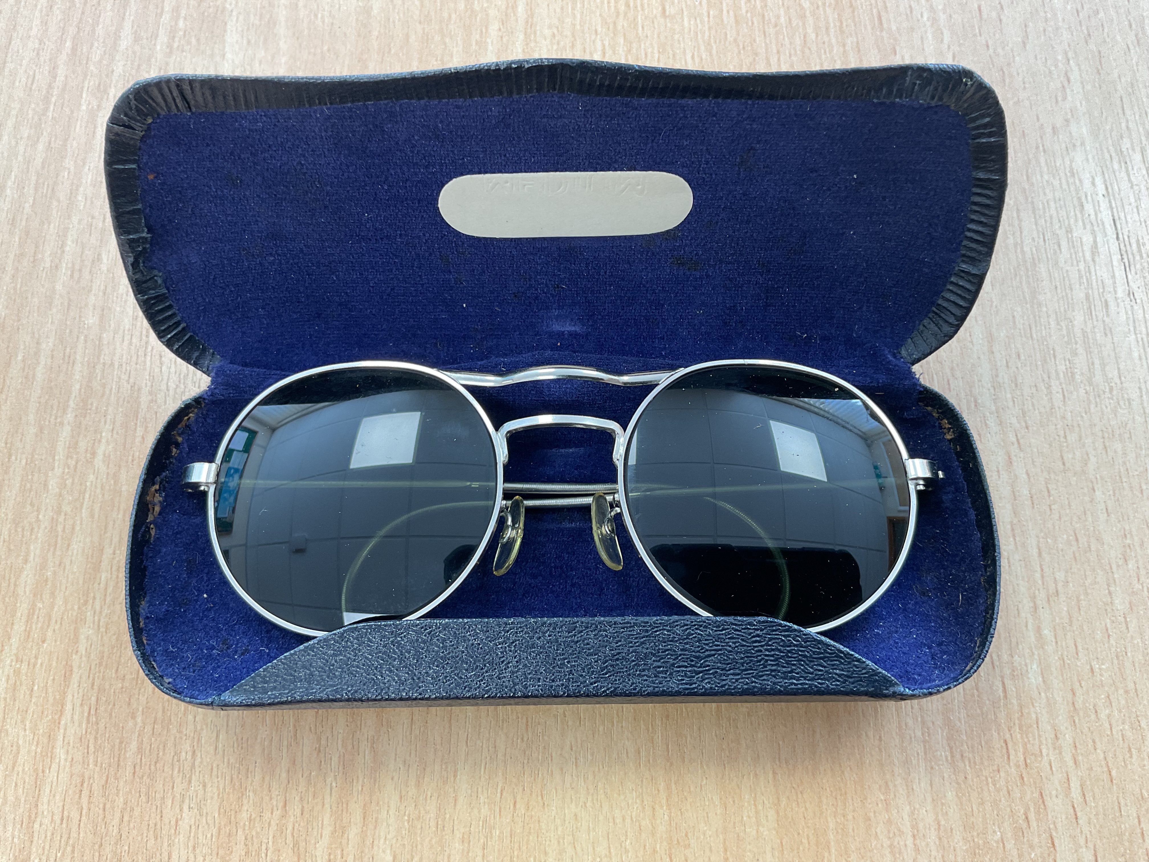 Very Rare New and Unissued 22G/1398 Type G. Anti Glare RAF Issue Glasses, in Original Hard Case - photo 1