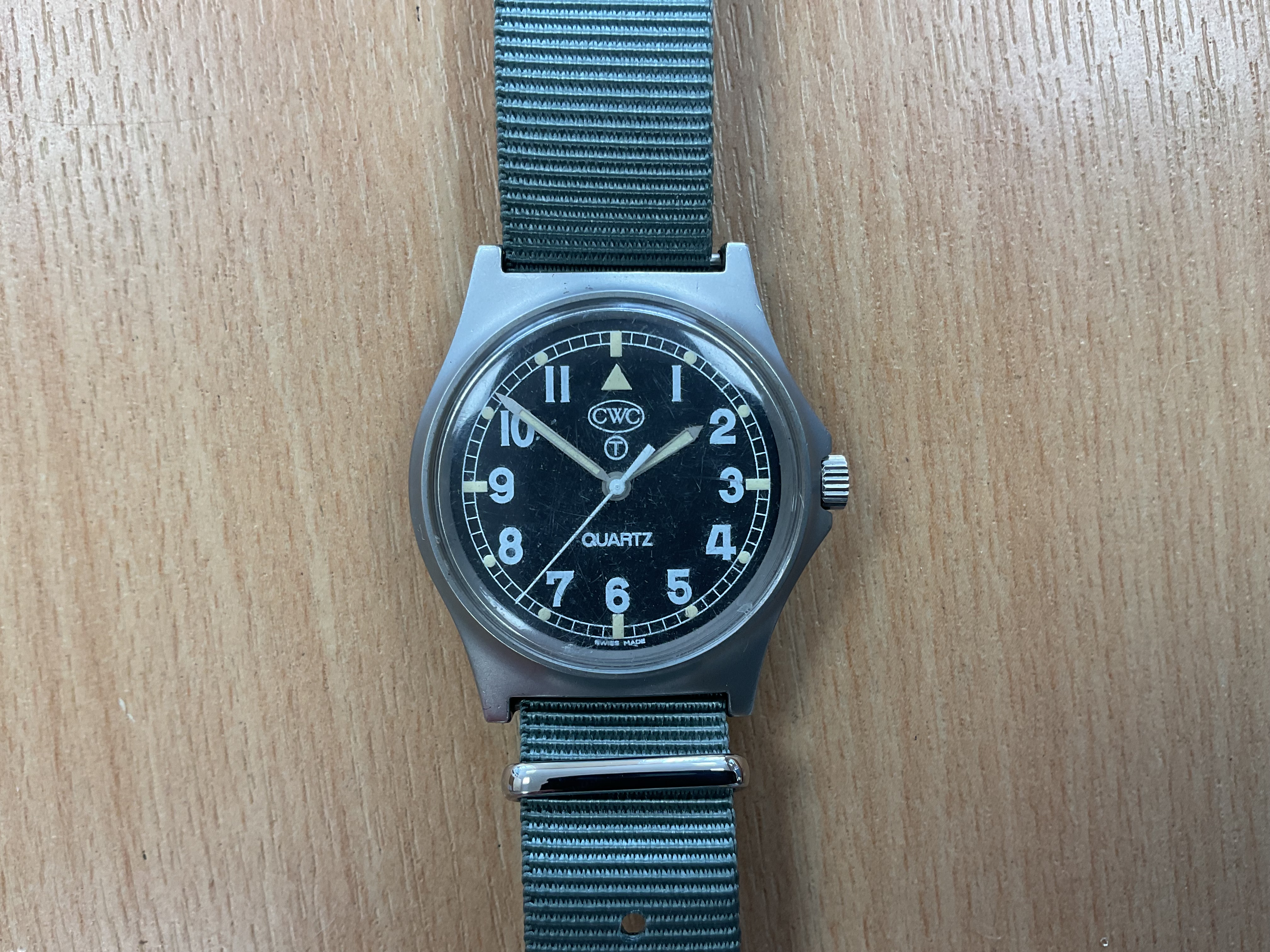 CWC W10 British Army Service Watch, Nato Marks, Date 2004, SN° 435, Water Protected to 5ATM - photo 1