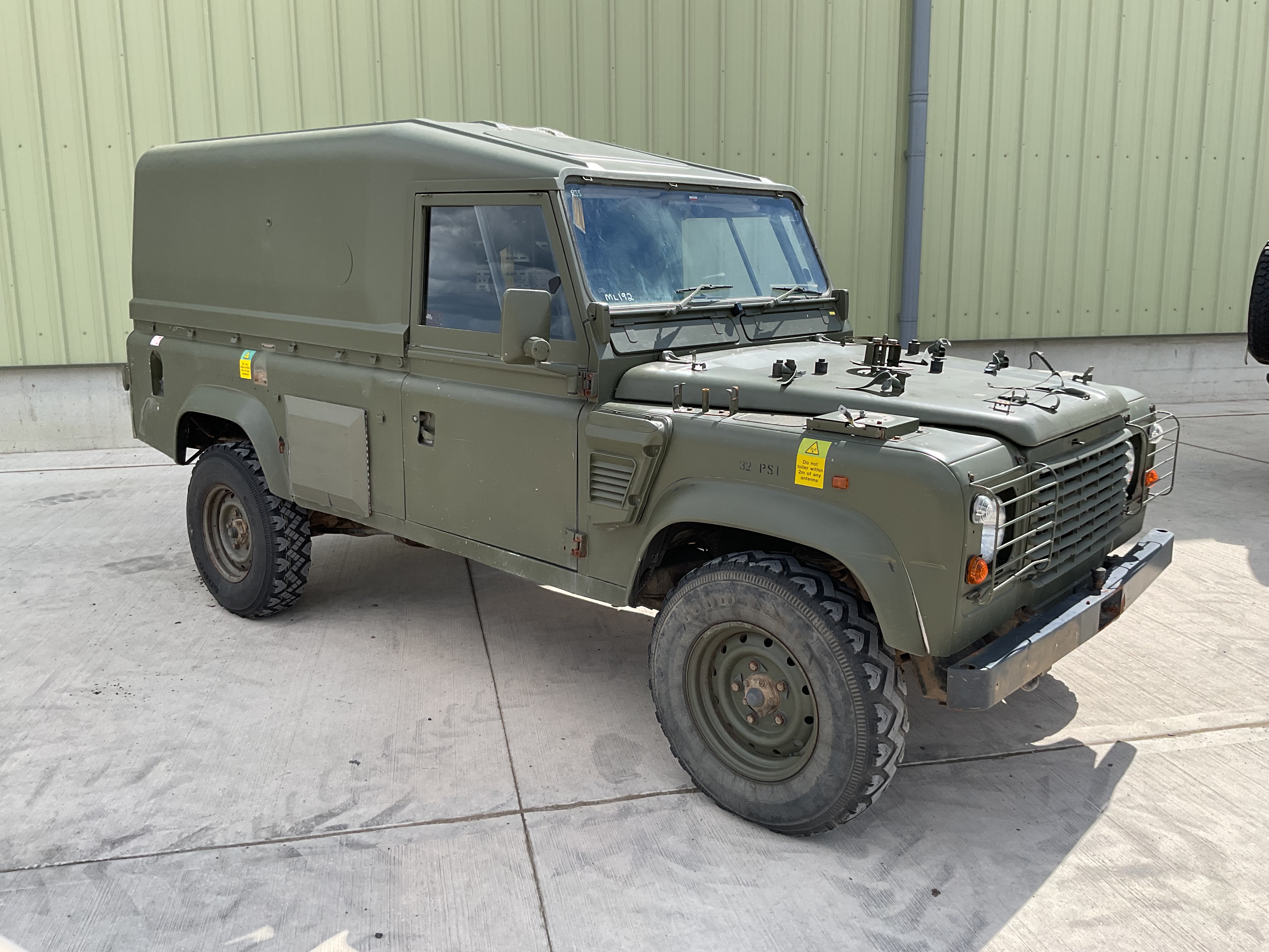 Land Rover 110 TUM Wolf RHD Hard Top FFR, Direct from UK MOD - photo 1