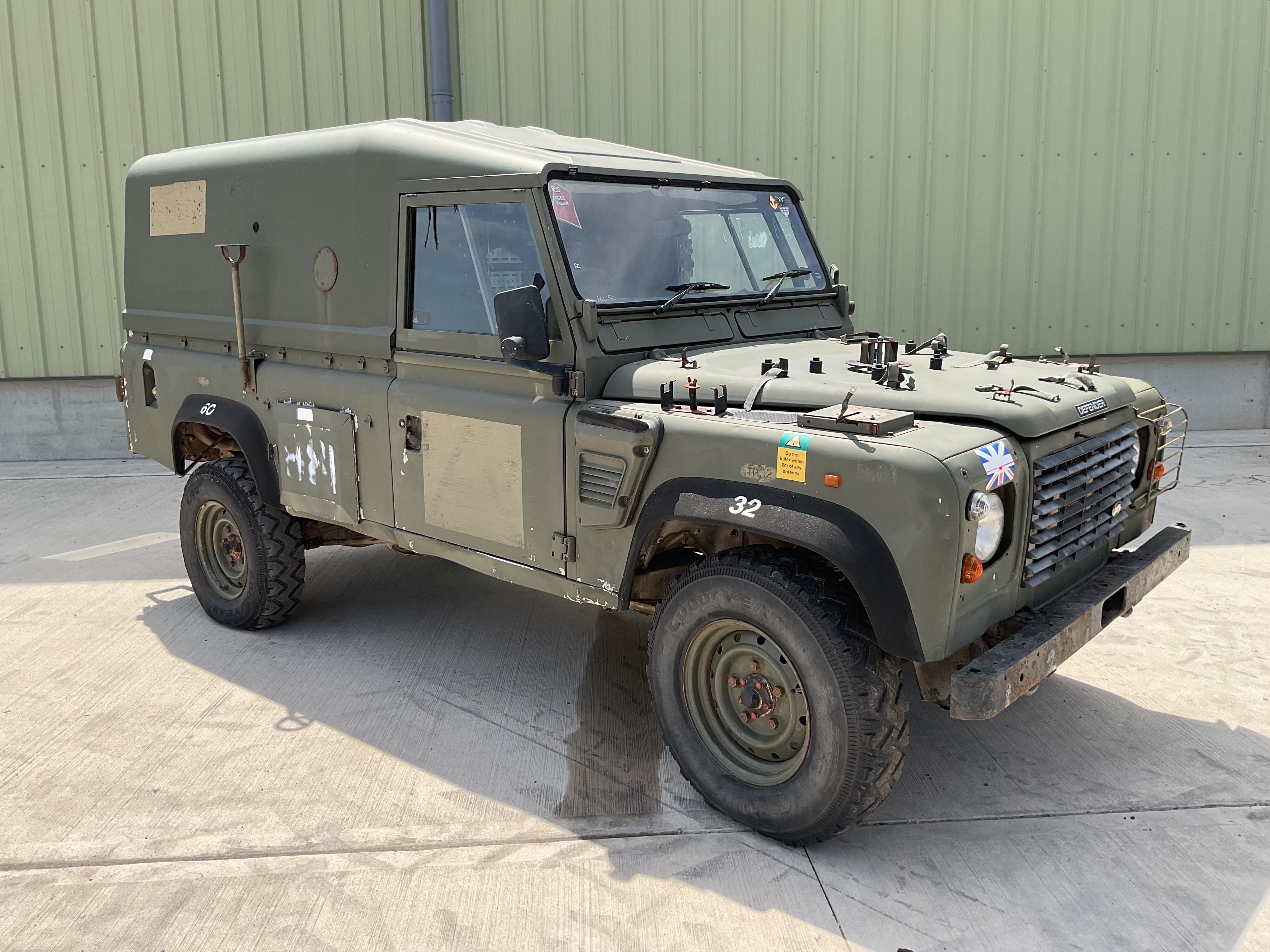 Land Rover 110 TUM Wolf RHD Hard Top FFR, Direct from UK MOD - photo 1