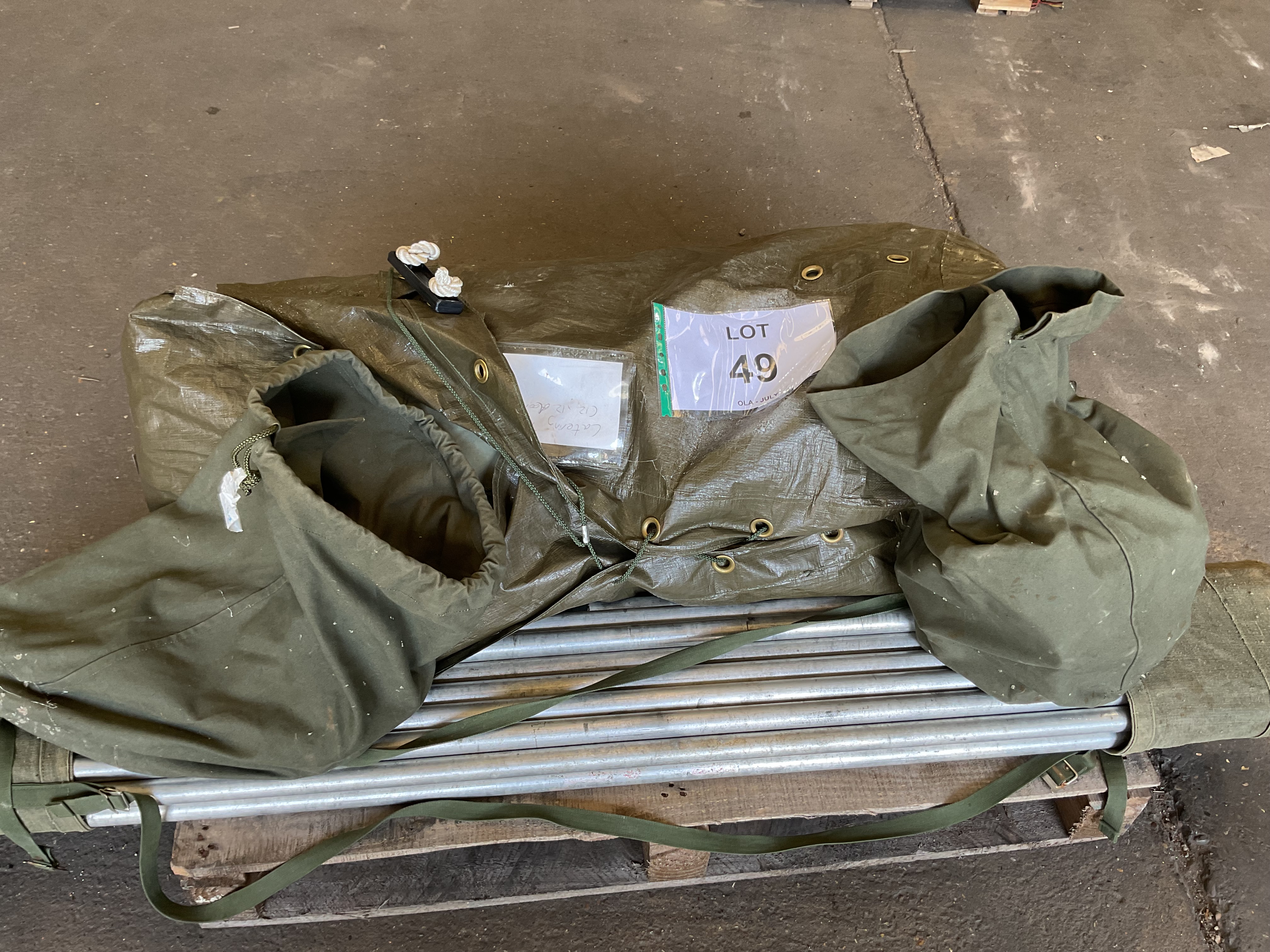 BRITISH ARMY 12x12 Tent c/w Poles, Angles, Pegs etc, from MOD { Army Cadets ) - photo 1