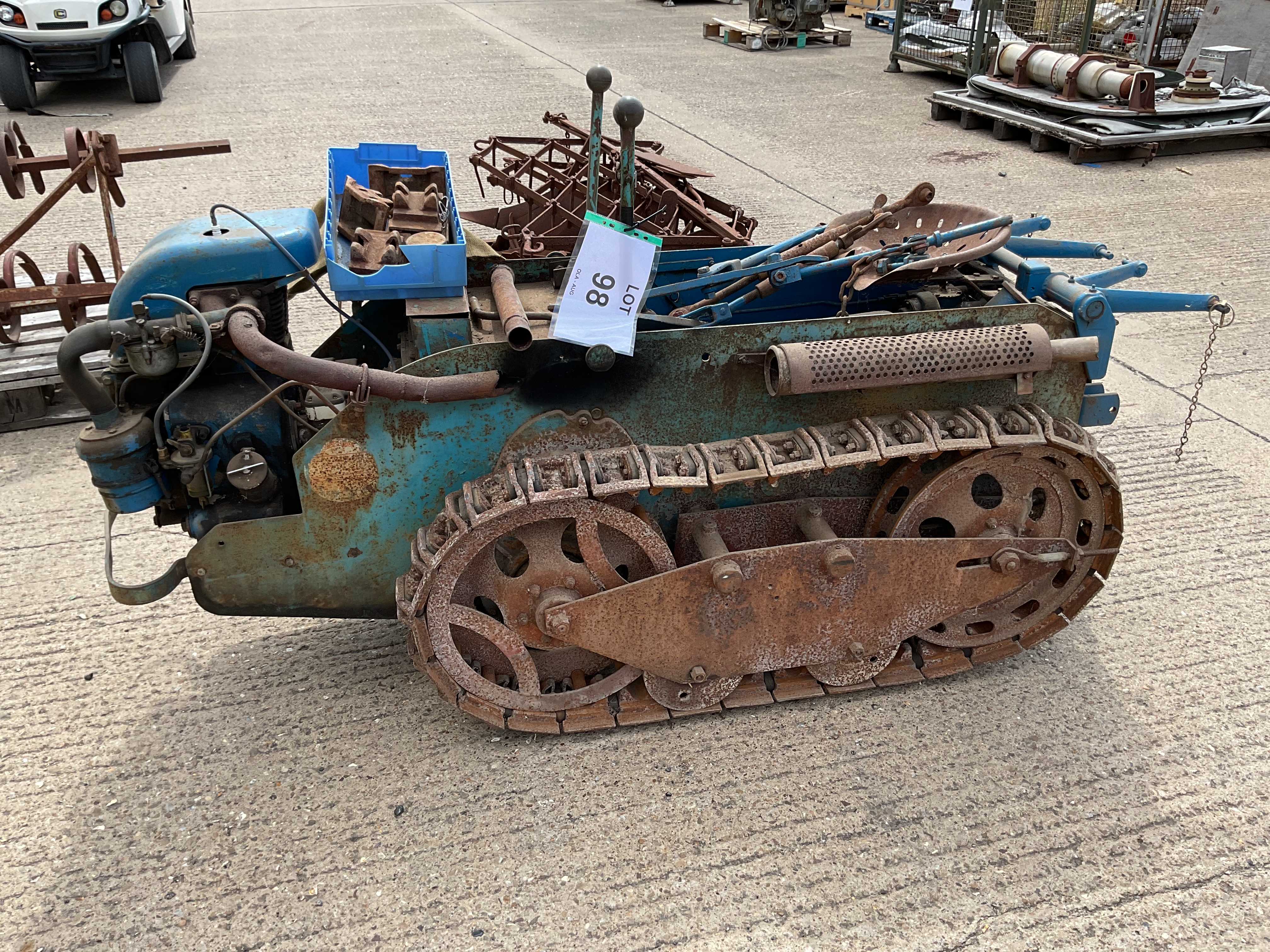 Totally Original Rare Ransomes MG 5 Crawler, Hydraulics 3PT Linkage, PTO and Set of Attachments etc - photo 1