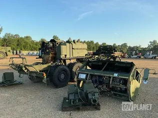 2010 Oshkosh MKR18 LVSR 10x10 Truck w/Rear Mounted Container Handler