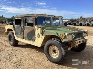 2008 AM General M1097R1 HMMWV 4 Door Soft Top w/Truck Body