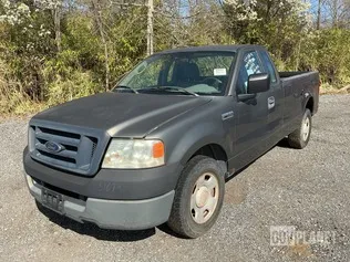 2005 Ford F-150 STX Pickup