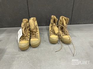 (32) Pairs of Bates Men's Boots