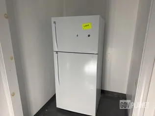 Criterion CTMR180M1W Refrigerator/Freezer
