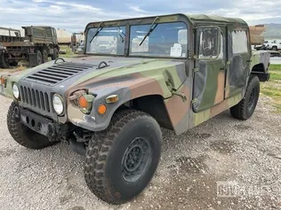 AM General M1097R1 HMMWV 4 Door Soft Top w/Truck Body
