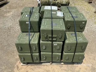 (25) Shipping & Storage Cases