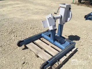 OTC 1750A Heavy Duty Revolver Diesel Engine Stand