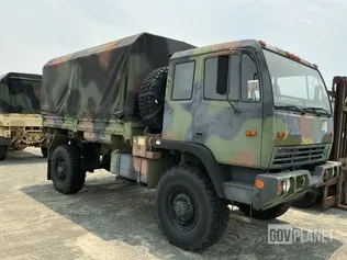 2003 Stewart & Stevenson M1078A1 LMTV 4x4 Cargo Truck