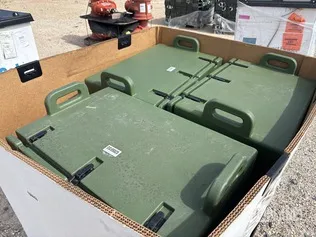 (6) Insulated Containers