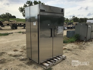 True TR2R-2S Refrigerator - photo 1