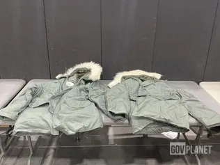 (12) Extreme Cold Weather Parkas