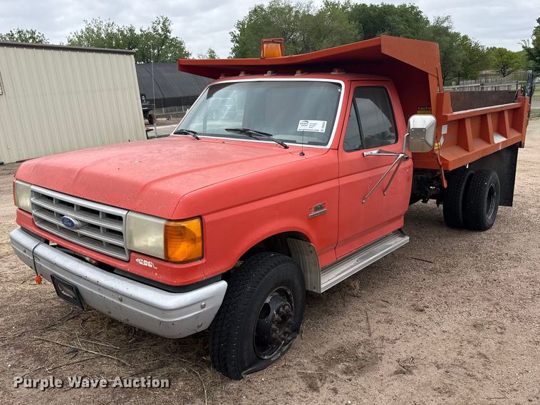 1991 Ford F450 Super Duty Dump Truck - photo 1