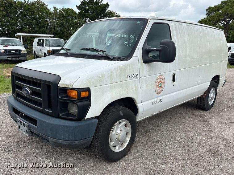 2009 Ford E250 Van - photo 1