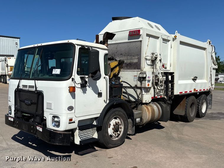 2019 Autocar Xpeditor Refuse Truck - photo 1