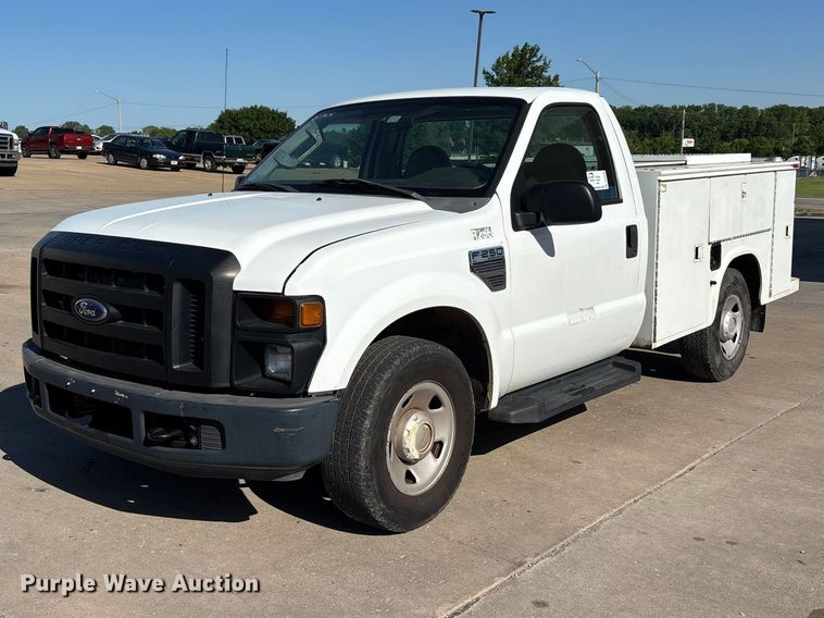 2008 Ford F250 Super Duty Utility Bed Pickup Truck - photo 1