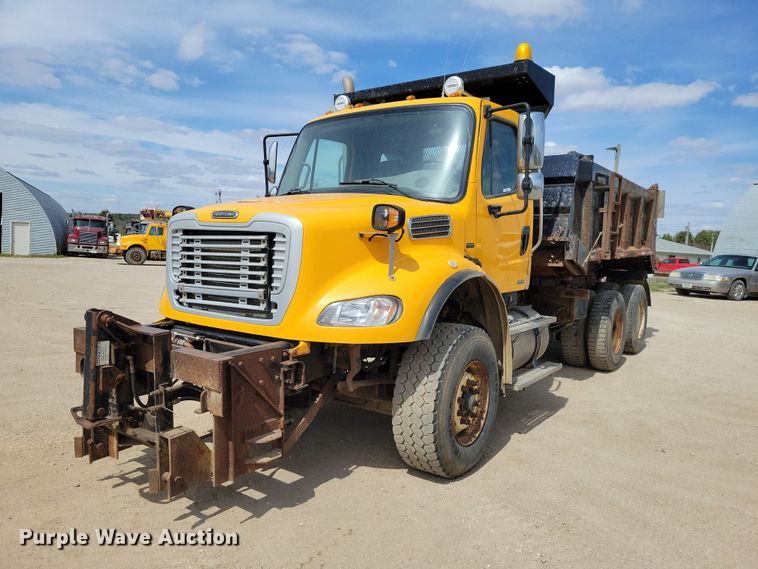2010 Freightliner Business Class M2 Dump Truck - photo 1