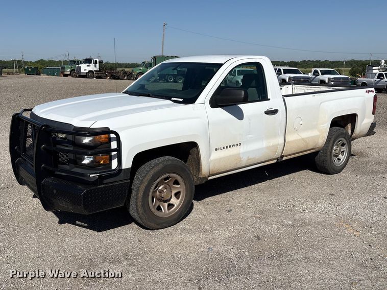 2015 Chevrolet Silverado 1500 Pickup Truck - photo 1