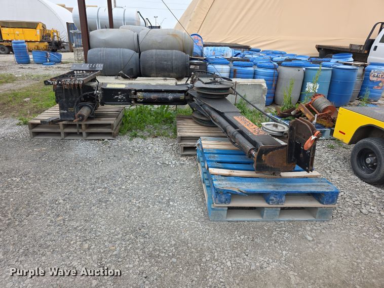 Stetco 950 Crane Truck - photo 1