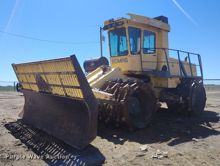 Bomag BC601RB-94-12-V Landfill Compactor - photo 1