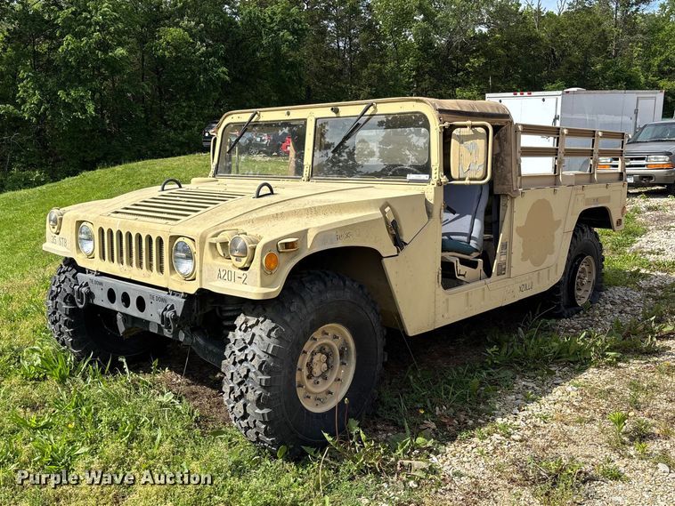 1987 AM General HMMWV SUV - photo 1