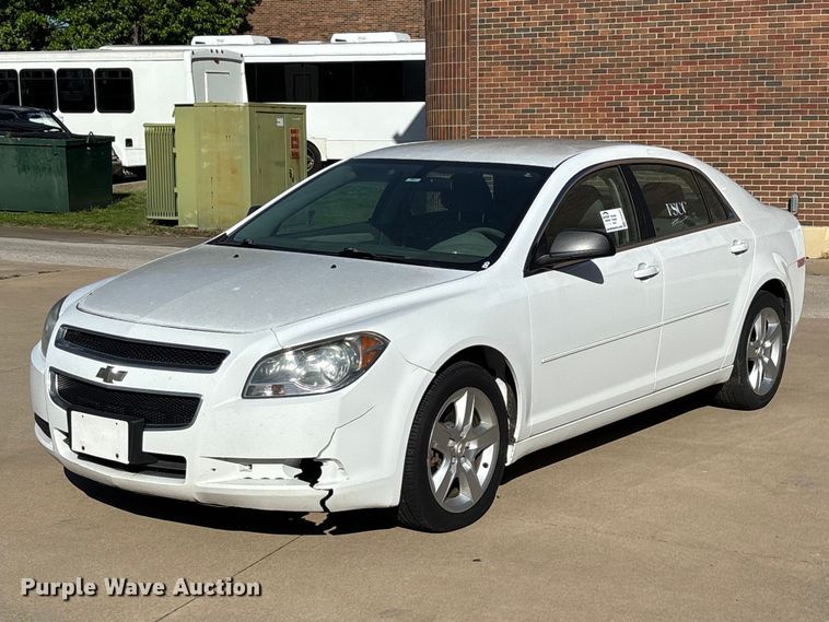 2011 Chevrolet Malibu - photo 1