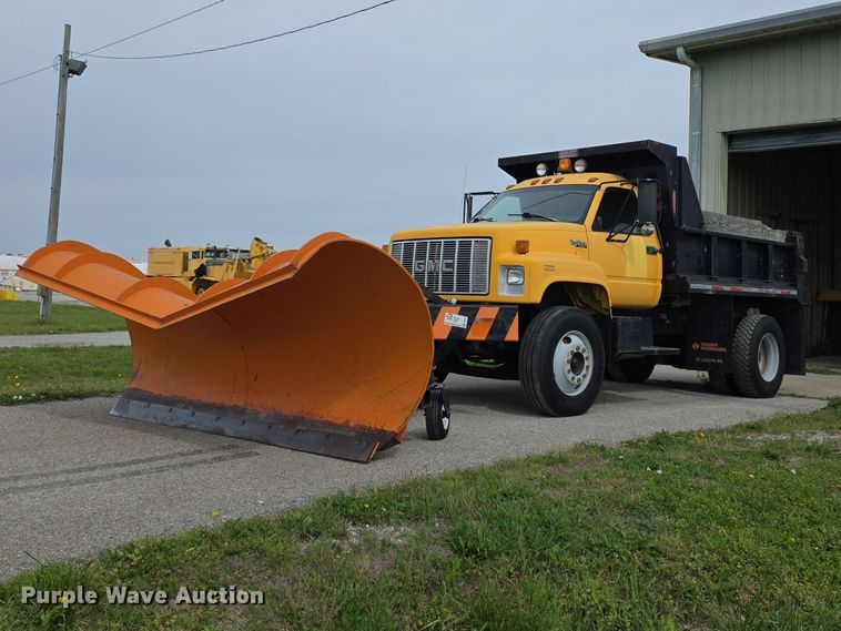 1996 GMC Topkick Dump Truck - photo 1