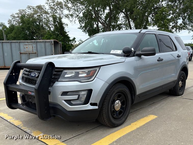 2019 Ford Explorer Police Interceptor SUV - photo 1