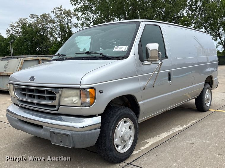 2000 Ford E250 Van - photo 1