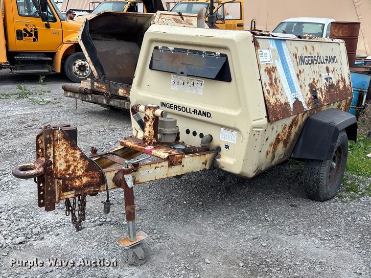 1993 Ingersoll-Rand 185 Air Compressor - photo 1