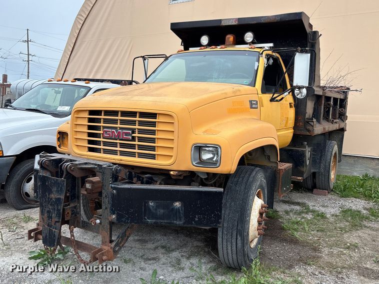 1999 GMC C7 Dump Truck - photo 1