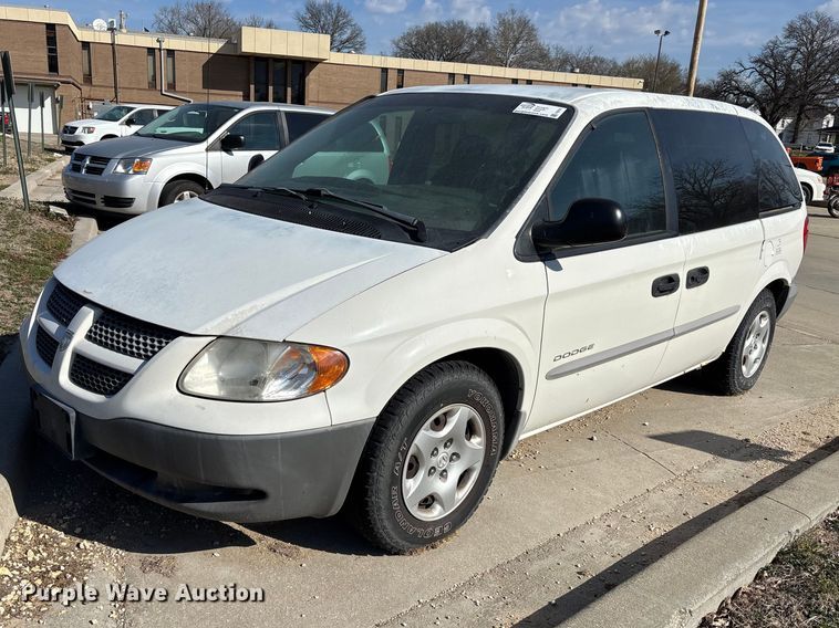 2001 Dodge Caravan Van - photo 1