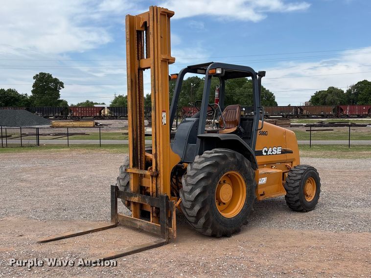 2005 Case 586G Forklift - photo 1