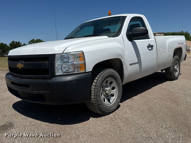 2013 Chevrolet Silverado 1500 Pickup Truck - photo 1