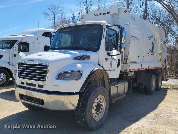 2014 Freightliner Business Class M2 Refuse Truck - photo 1